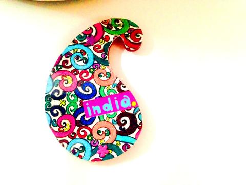 Florosphere Paisley India Wooden Magnet Florosphere Paisley India Wooden Magnet