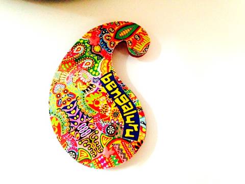 Colorama Paisley Bengaluru Wooden Magnet Colorama Paisley Bengaluru Wooden Magnet