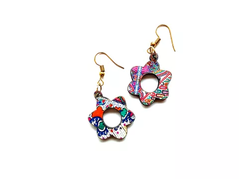 Artwork Wooden Earrings - Flora Earrings in The Story of Waves Artwork Artwork Wooden Earrings - Flora Earrings in The Story of Waves Artwork
