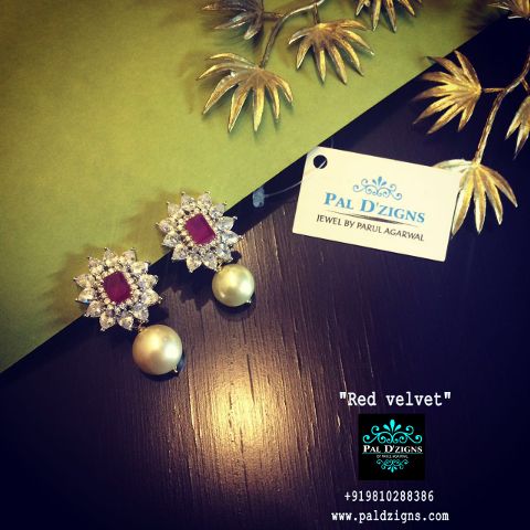 Red velvet diamond earing Red velvet diamond earing