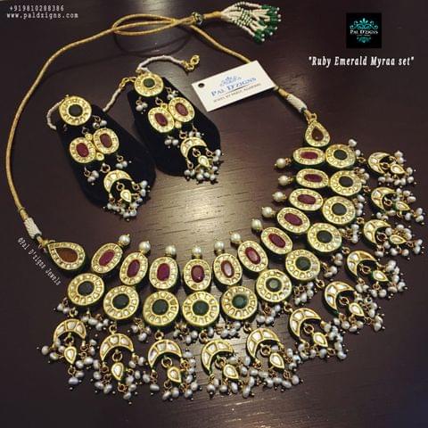 Ruby Emerald Myraa Set Ruby Emerald Myraa Set