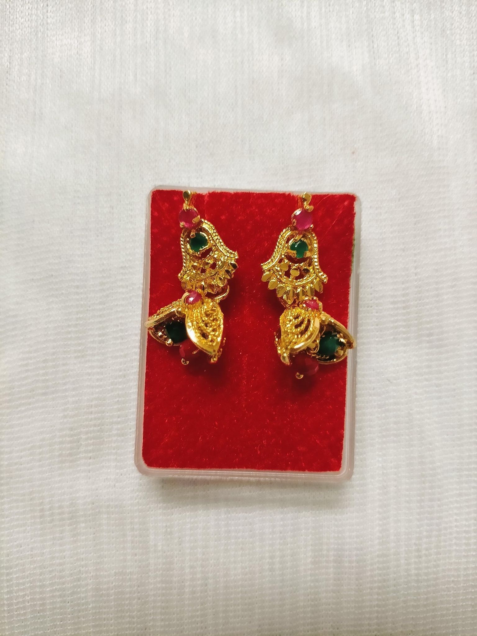 Small Jhumki Earrings