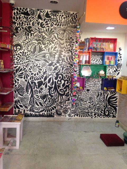 Boutique  Mural