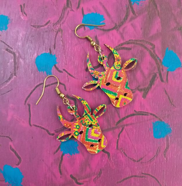 Artwork Wooden Earrings - Bull Phulkari Artwork