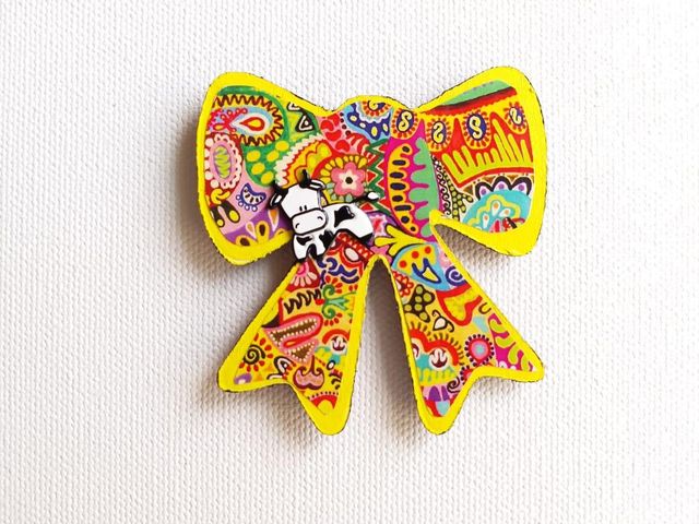 HANDCRAFTED WOODEN BROOCH- BOW WITH FUN