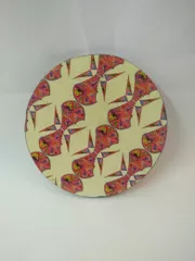 ALIEN ROUND COASTERS IN NEUTRAL COLORS