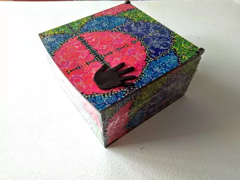 Keepsake Box in ' Vibgyorise ' Artwork