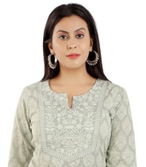 Srinika Pista Green Embroidered Straight Kurta