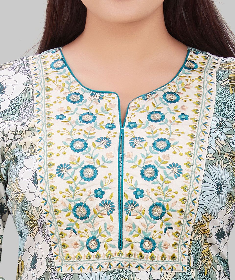 Chaaru White & Green Cotton A Line Kurti