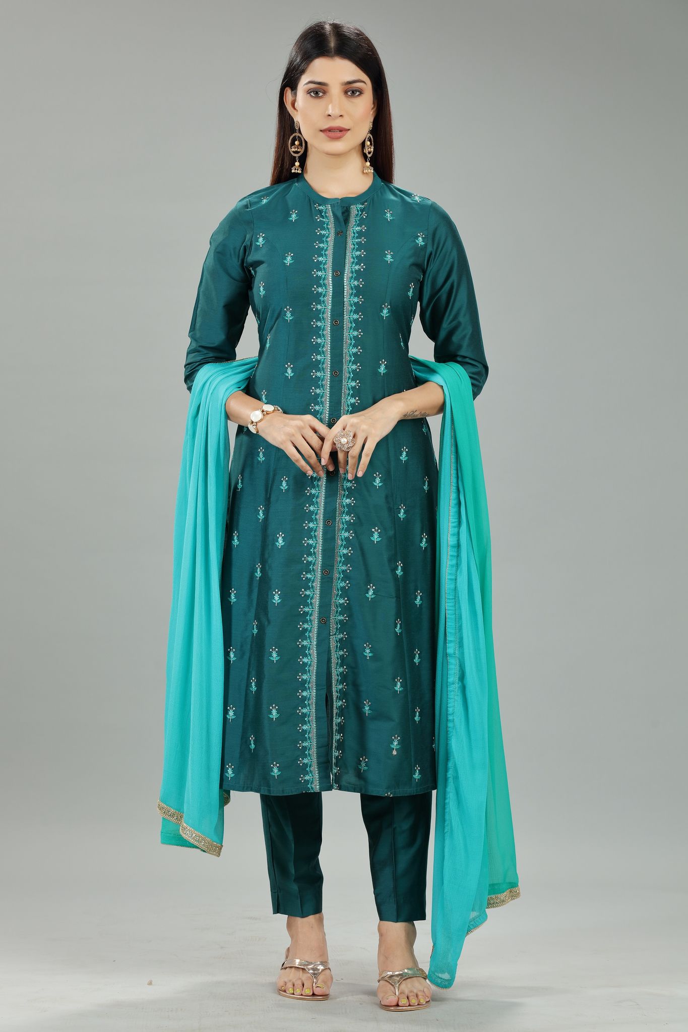Usmina Green Cotton Silk Embroidered Suit Set