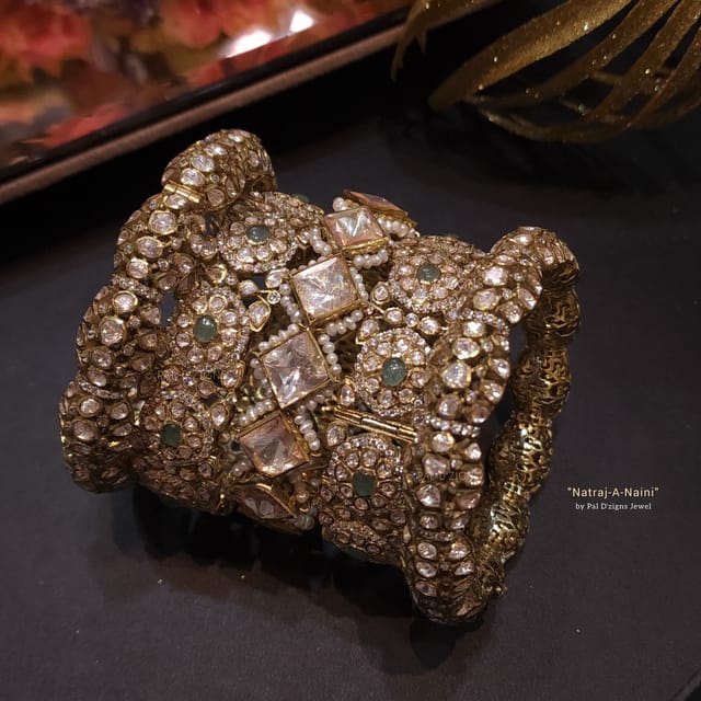Natraj-A-Naini -(Stack Of 5) Combinations Of Moissanite Polki Bangle