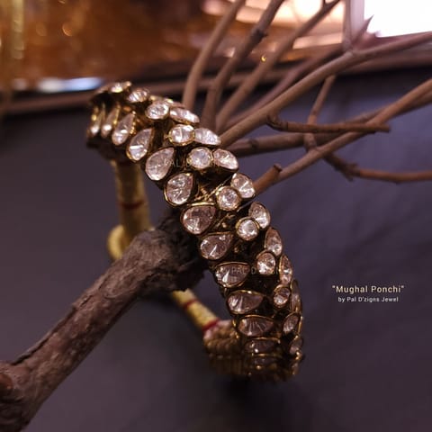 Mughal Ponchi- Moissanite Polkis Antique Ponchi Mughal Ponchi- Moissanite Polkis Antique Ponchi