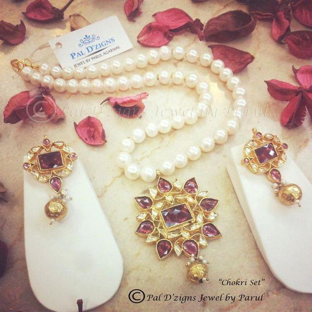 Chokri Set