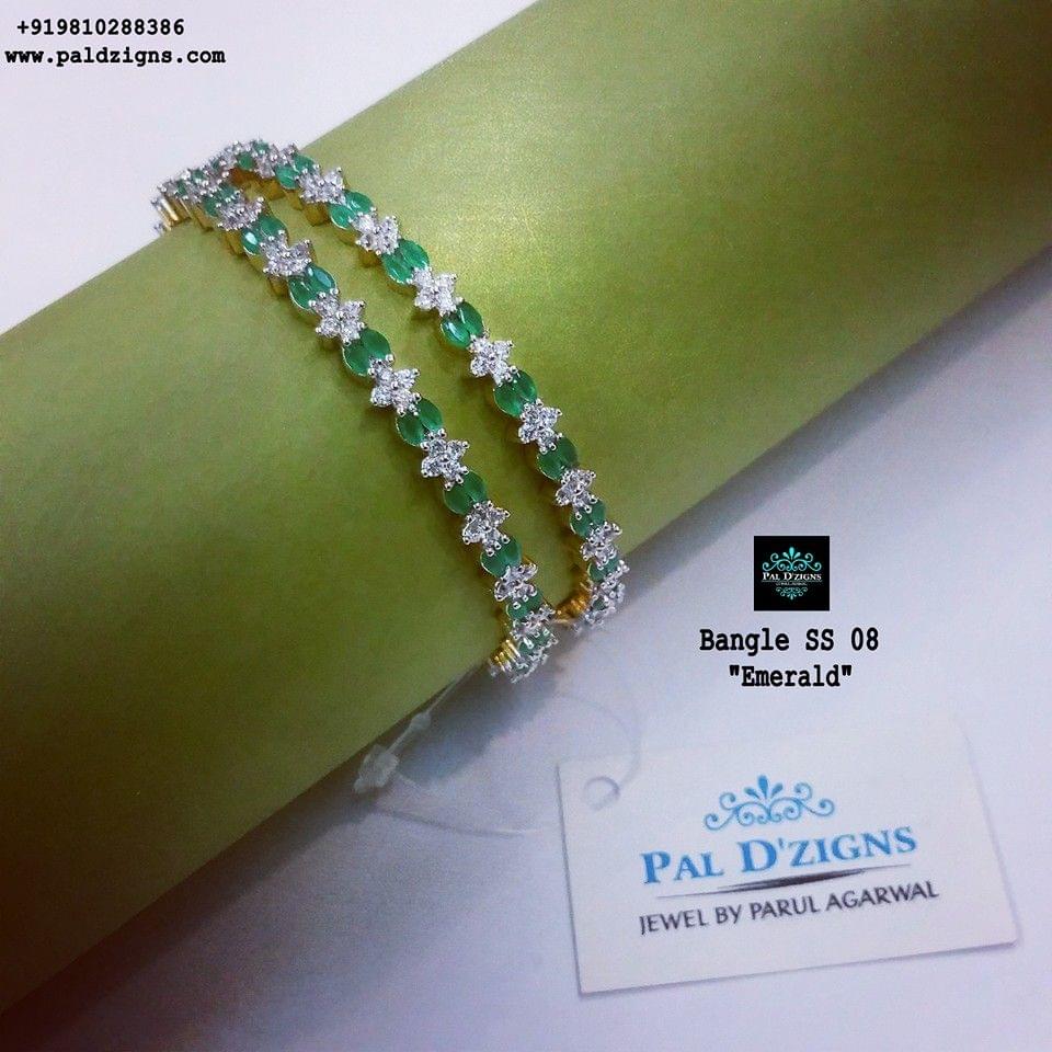 Buy NEXG Attractive Emerald Stone Bracelet For Men & Women Panna Crystal  Bracelet Emerald Gemstone Bracelet Original Certified AAA+++ Panna Ratna  Bracelet Round Beads Markat Bracelet पन्ना ब्रेसलेट at Amazon.in