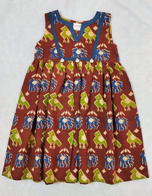 Sleeveless Dress With Animal Prints - Maroon