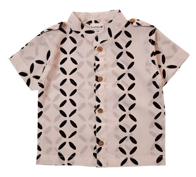 Snowflakes Boys Half Sleeve Shirt With  Geometric Prints -White