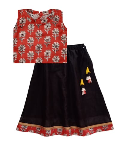 Snowflakes Girls Lehenga Set With Floral Printed Top And Solid Organza Bottom - Red & Black