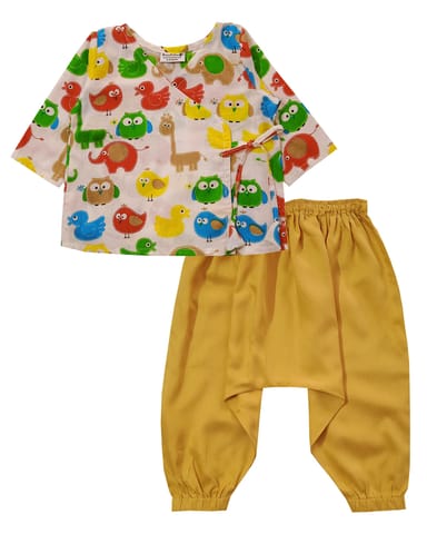 Snowflakes Unisex Infant Jabla Top With Animals Print And Harem Pant Set - White & Yellow