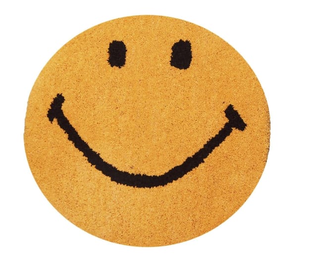 Smiling Face Door Mat: Thick, Soft, Non-skid Floor Carpet Rug (11313b)