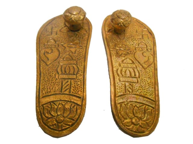 Brass Padukas / Charan: Impression Of God's Footprints (10669)