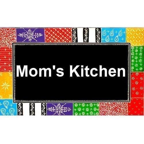 Painted Wooden wall art "Mom's Kitchen"