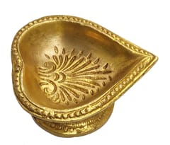 Purpledip Brass Diya Sacred Leaf: Spiritual Deepak For Home Temple(10235)