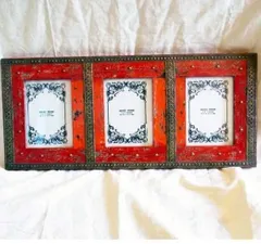 Painted and embossed photo frame "Trio" pf37