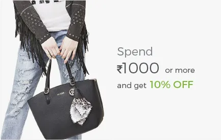 Discount banner of an online fashion store powered by StoreHippo displaying order level discount.