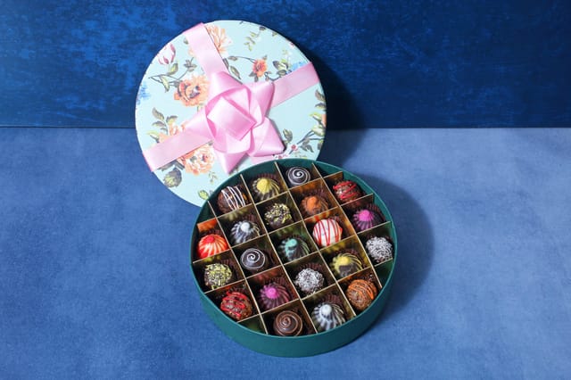 Floral Round Sweet Box