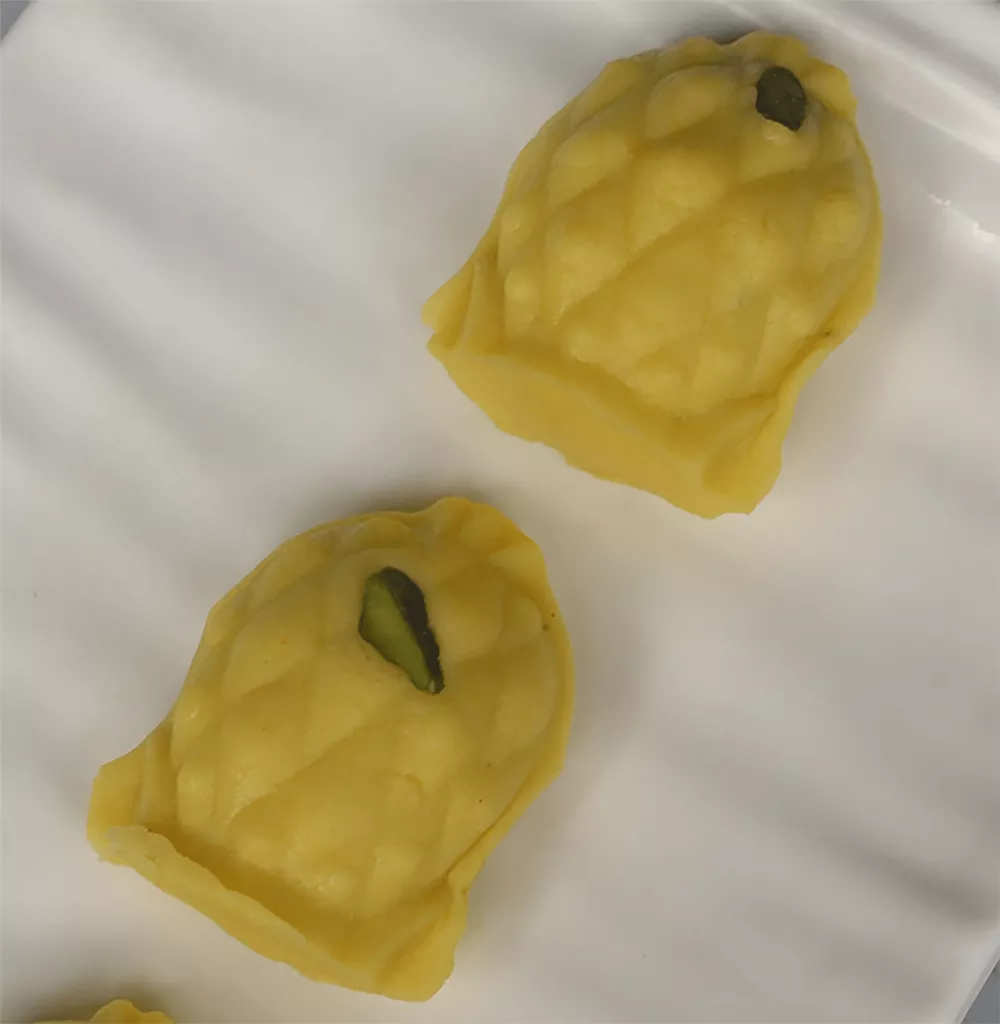 Pineapple Sandesh (Kadapak) | Bengali Sweets