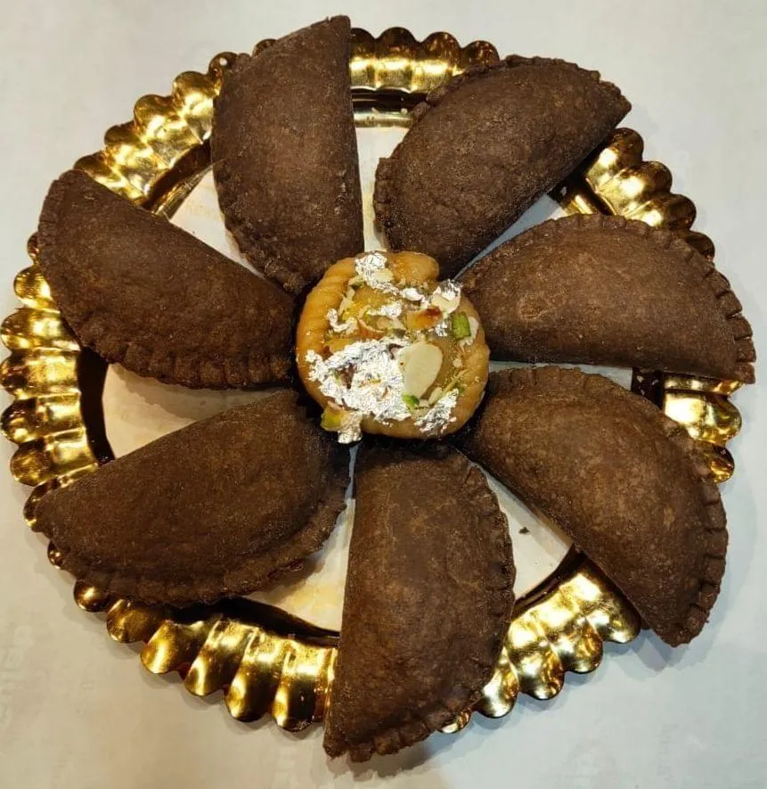 Chocolate Roasted Gujia