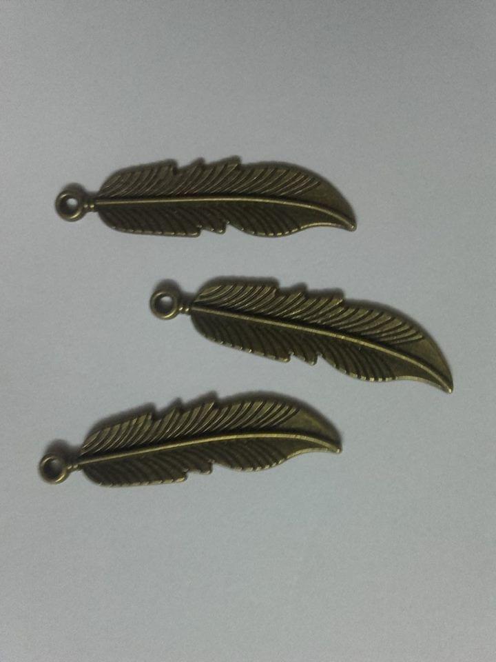 Feathers Charms/ Pendant