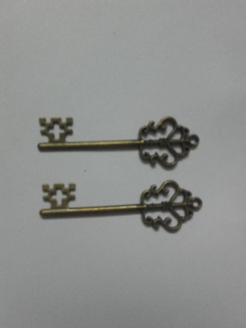 Antique Style Keys Charms/ Pendant
