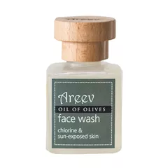 OIL OF OLIVES Face wash