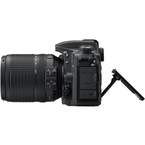 Nikon D7500 DSLR Camera with 18-140mm VR Lens