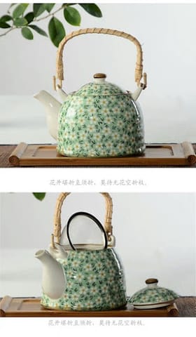 Ceramic Dami tea pot with bamboo handle