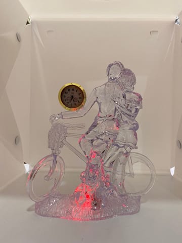 Crystal Clock with Couple Figure