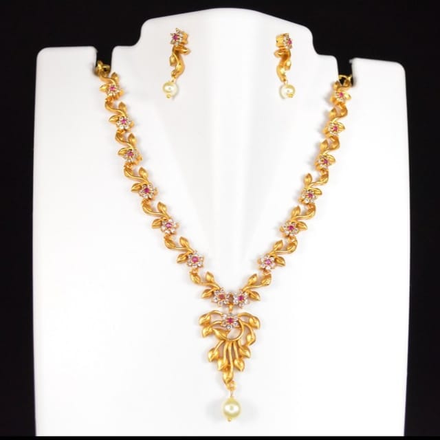 Varshi Fashion Boutique -Necklace