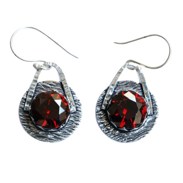 Abarnika- Single crystal silver hook earrings