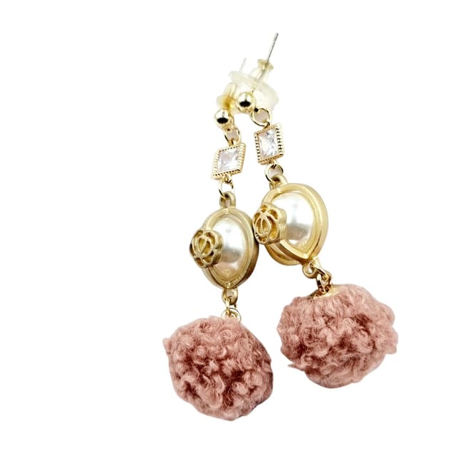 Abarnika  - Pink woolen western earrings