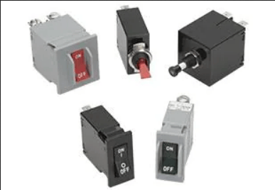 Circuit Breakers Hydraulic Magnetic Circuit Breaker, 5A, Black Bezel, Red Pushbutton