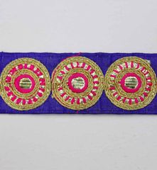 Circle shaped motif fancy elements traditional feel celebratory and festive grand style fabric border