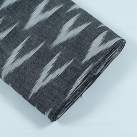 BLACK WITH WHITE  ARROY IKAT