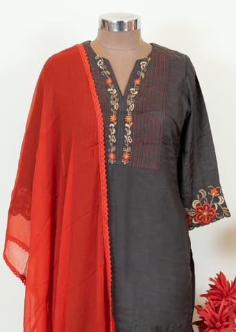 Grey Color Muslin Embroidred Shirt With Rayon Pant And Color Chiffon Dupatta