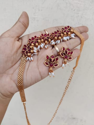 Lotus kemp choker red