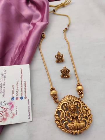 Temple necklace chain set