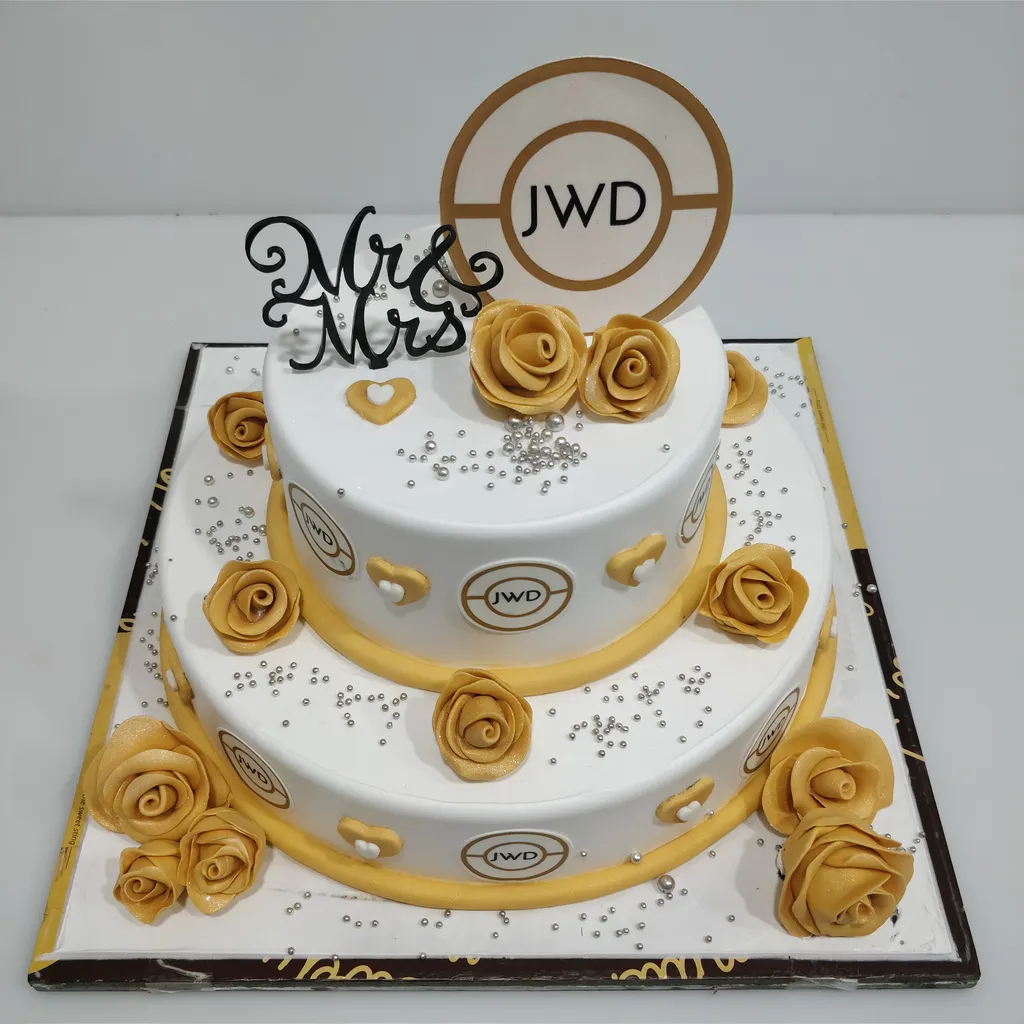 2 Tier Elegant Wedding Cake