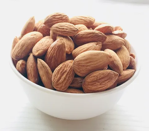 Almonds Regular