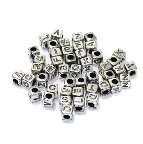 500 Pcs Acrylic Square A to Z Alphabet Letter Beads Silver 6mm