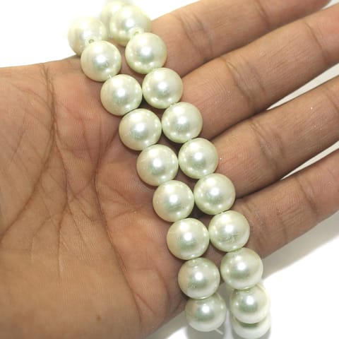 36+ Glass Pearl Round Beads White 12 mm